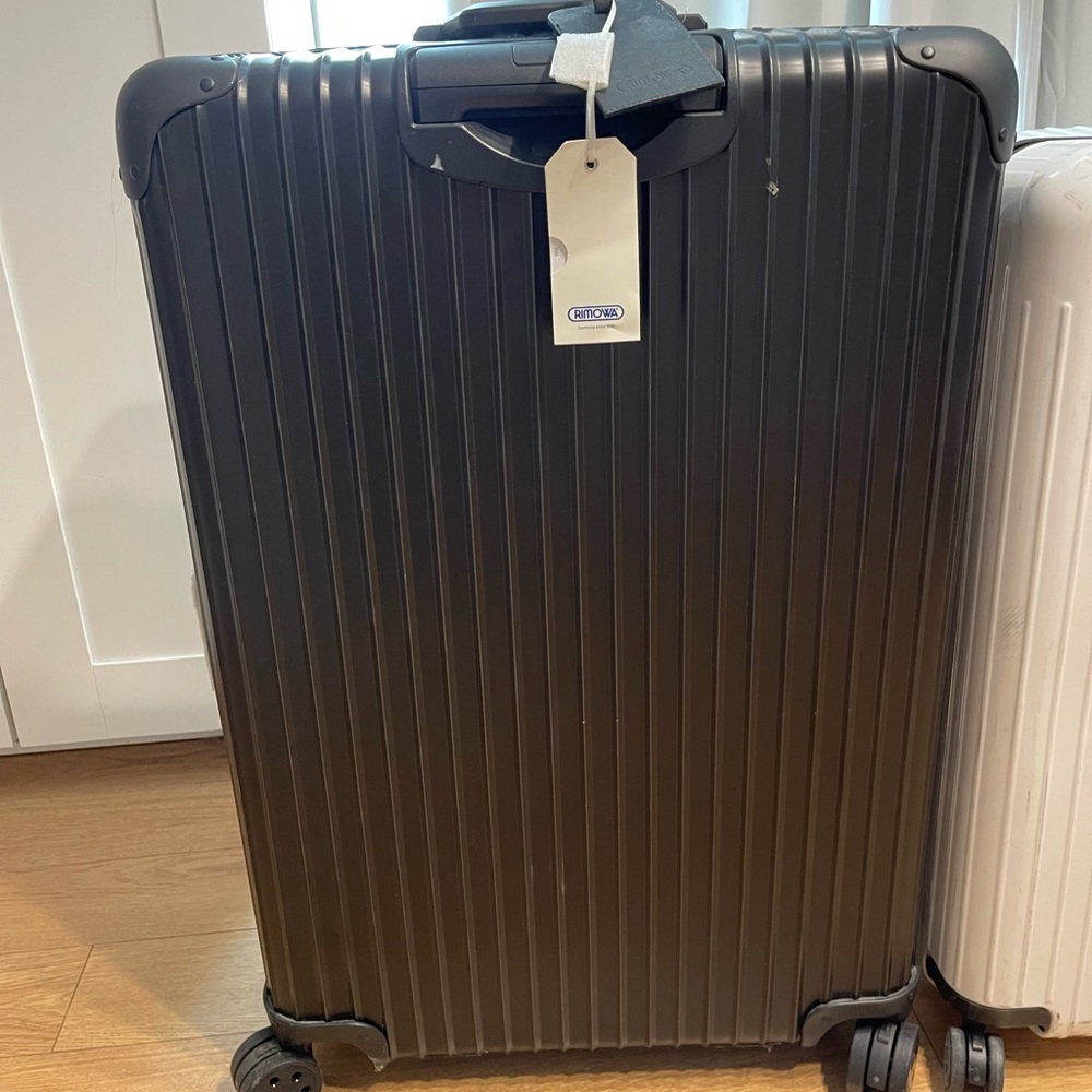 Rimowa cabin suitcase in great condition